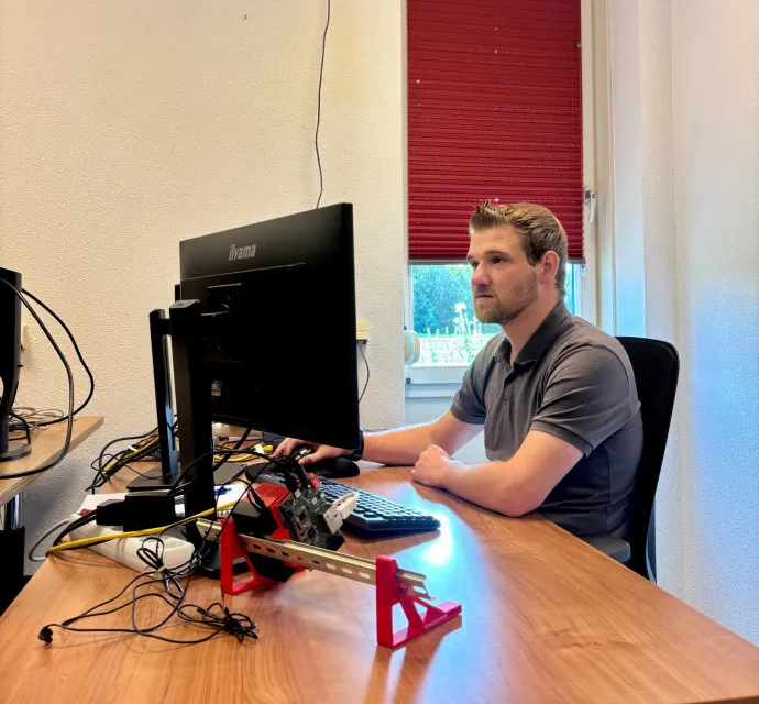 compressed image smaller